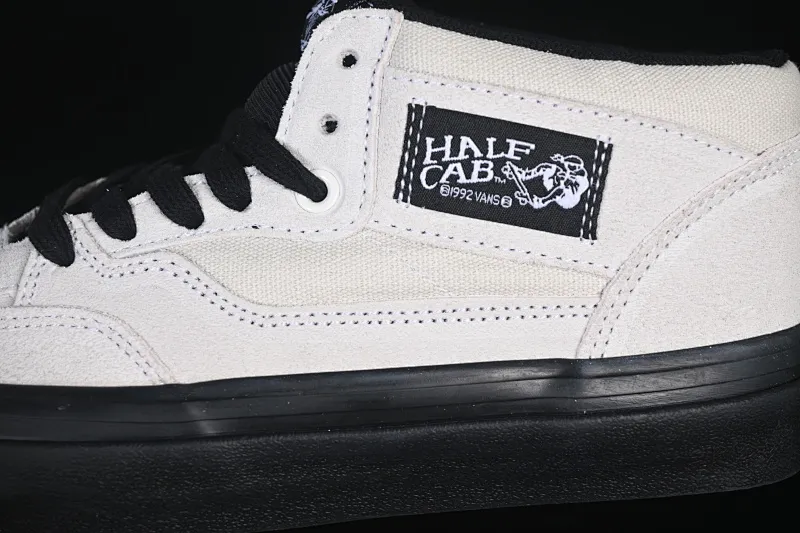 All categories Vans Vans series Vans Mid Vans China Vans Half Cab 33 Vans official retro casual simple versatile skateboard shoes VN000CXJYB2